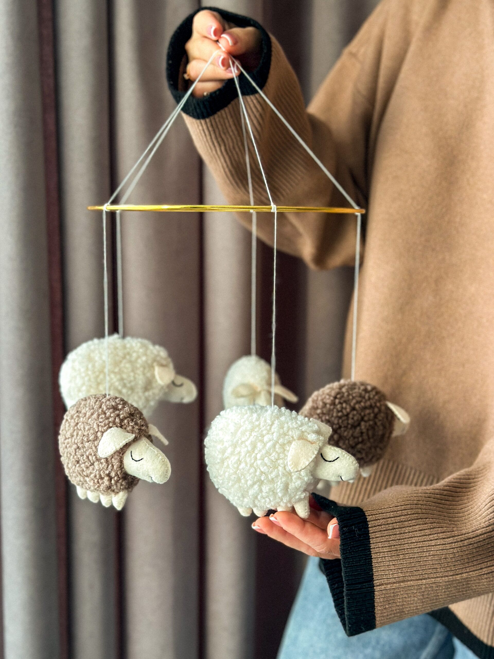 Мобіль на ліжечко для немовлят Овечки