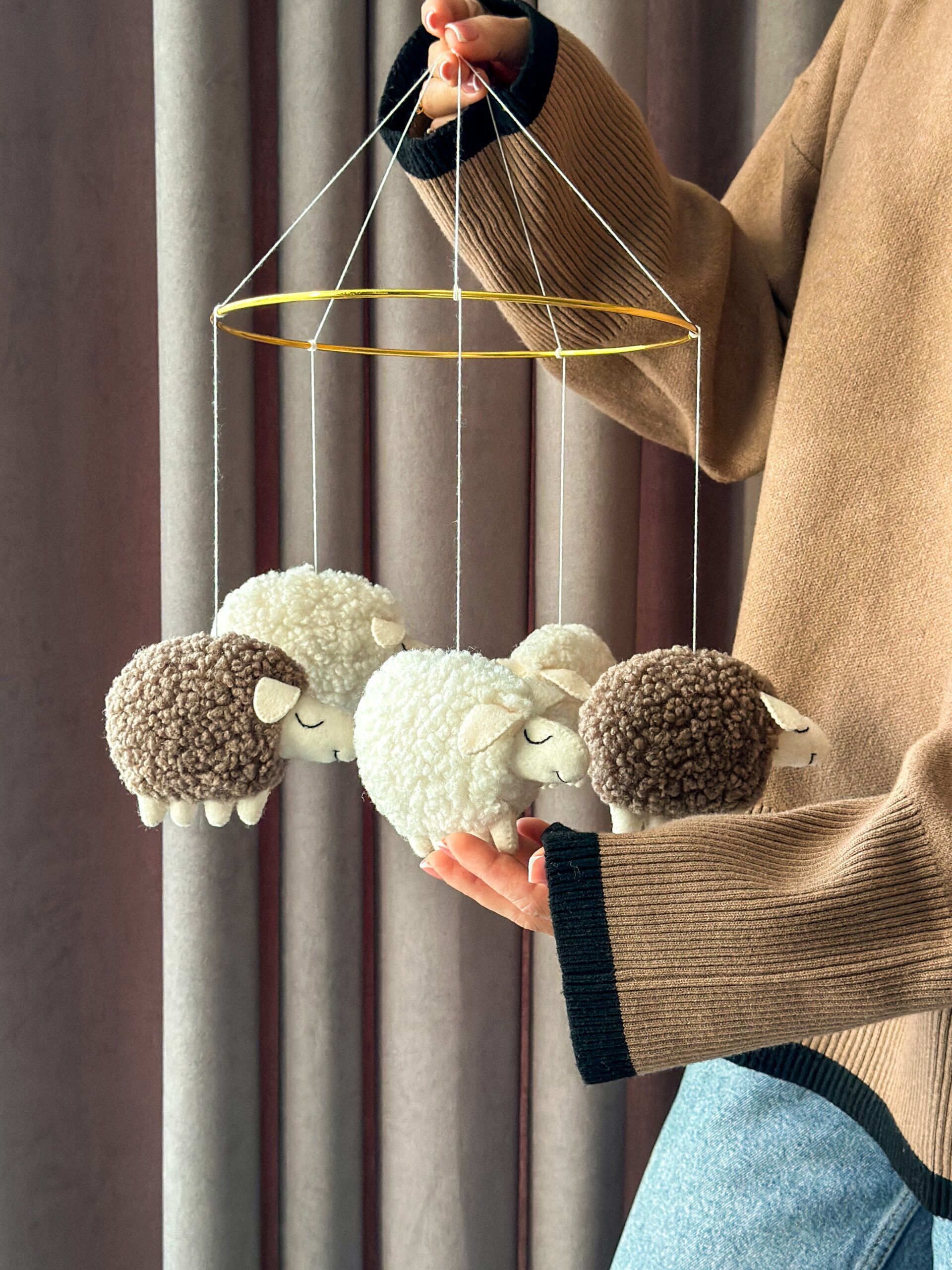 Мобіль на ліжечко для немовлят Овечки